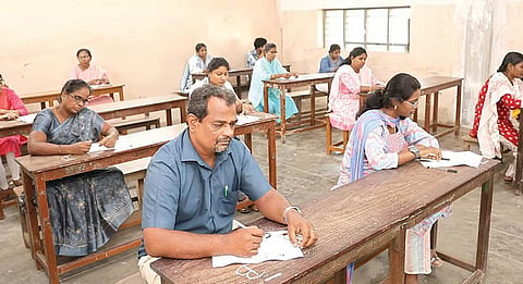 டெட் தேர்வுக்கான தேர்ச்சி மதிப்பெண் 5% குறைப்பு: விரைவில் அரசாணை வெளியாகிறது