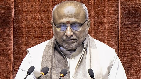 “கண்ணியத்தை கடைபிடியுங்கள்” -  மாநிலங்களவைத் தலைவர் பேச்சு