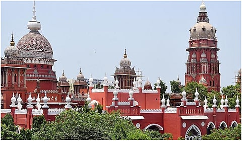 ஆர்டர்லி முறையை ஒழிக்க  மாவட்ட அளவில் குழு: உயர் நீதிமன்றத்தில் அரசு தகவல் 