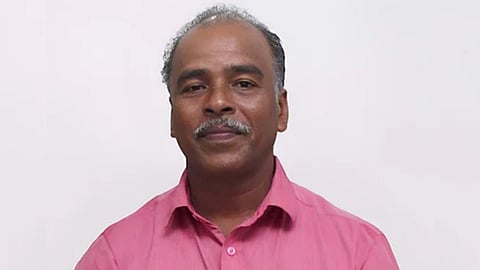விவ​சாயி அம்​பாட்டு இலியாஸ்
