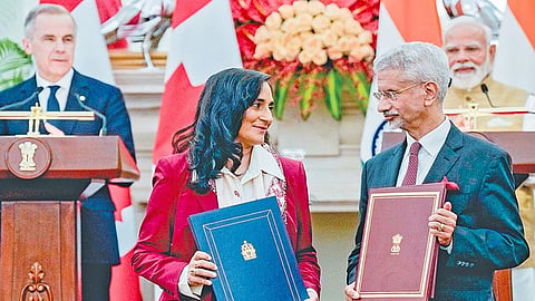 இந்தியா - கனடா இடையே யுரேனியம் விநியோகம் உட்பட 8 ஒப்பந்தங்கள் கையெழுத்து