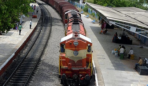 ராமேசுவரம் - மங்களூரு  இடையே புதிய வாராந்திர ரயில் சேவை தொடக்கம் 