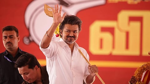 50 தொகுதிகள்... துணை முதல்வர் பதவி! - பாஜக நிபந்தனைக்கு பணிகிறாரா விஜய்?