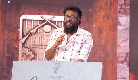 “எழுத்தாளர்களுக்கு மரியாதையையும், அதிக  வாய்ப்புகளையும் வழங்குக” -  இயக்குநர் தமிழ்