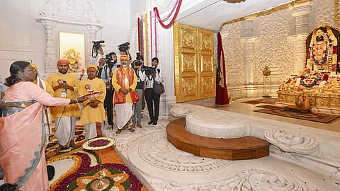 ராமர் கோயிலில் குடியரசுத் தலைவர் திர​வுபதி முர்மு வழிபாடு