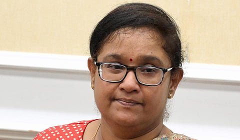 அர்ச்​சனா பட்​நாயக்