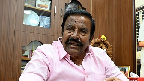 அமைச்சர் கே.என்.நேரு மீது வழக்குப்பதிவு செய்யும்படி பிறப்பித்த ஐகோர்ட் உத்தரவை எதிர்த்து மறுஆய்வு மனு