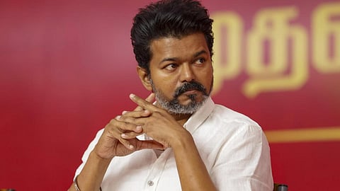 விஜய் படங்களுக்கு தடை கோரிய காங்கிரஸ் கட்சி