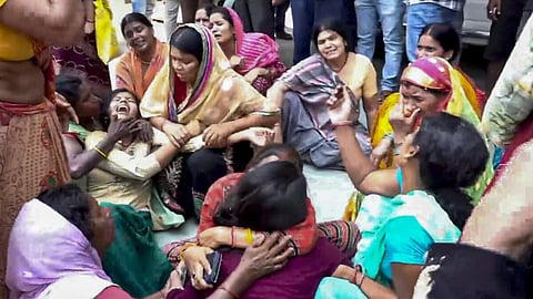 பிஹார் கோயில் கூட்ட நெரிசல்  பலி எண்ணிக்கை 9 ஆக அதிகரிப்பு