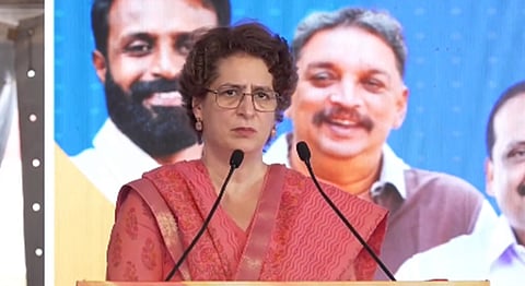 “அமெரிக்கா, இஸ்ரேலுக்கு பணிந்து போகிறார் பிரதமர் மோடி”  - எல்பிஜி விலை உயர்வுக்கு பிரியங்கா கண்டனம்