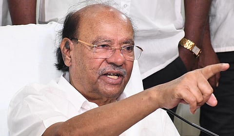 ராமதாஸ் 