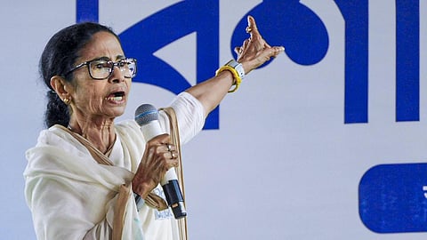 “வாக்காளர் பட்டியல் விவகாரத்தில் பிரதமர் மோடிதான் முதலில் பதவி விலக வேண்டும்” - மம்தா வலியுறுத்தல்