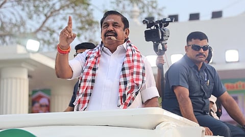 “தமிழகத்தில் கொள்ளையடித்தது போதாது என புதுச்சேரிக்கும் வருகிறார் ஸ்டாலின்” -  பழனிசாமி விமர்சனம்  