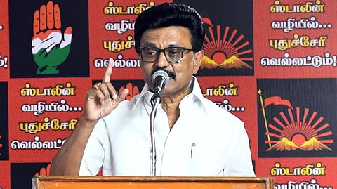 புதுச்சேரியில் நடைபெற்ற பொதுக்கூட்டத்தில் பேசிய முதல்வர் ஸ்டாலின்