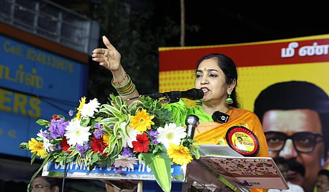 தமிழச்சி தங்கபாண்டியன்