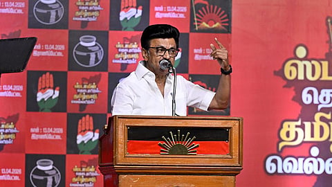 தொகுதி மறுவரையறை மசோதாவுக்கு எதிர்ப்பு: தமிழகம் முழு​வதும் இன்று திமுக கருப்புக் கொடி ஆர்ப்பாட்டம்