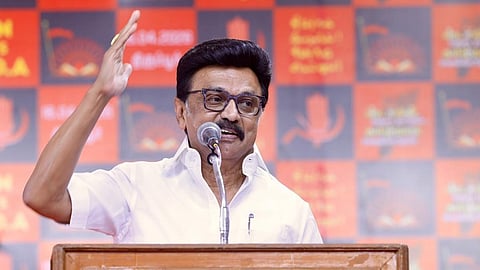 அதிமுக அடிமைகளிடம் மீண்டும் தமிழகம் சிக்கிவிடக் கூடாது: ஸ்டாலின் எச்சரிக்கை  