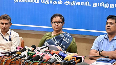 தமிழகத்தில் ரூ.1,262 கோடி மதிப்பில் பணம், பரிசுப் பொருட்கள் உள்ளிட்டவை பறிமுதல்: அர்ச்சனா பட்நாயக்