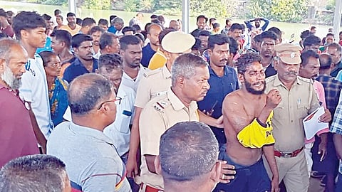 பிடிபட்ட இலங்கை கடற்கொள்ளையர் அயந்தன்.