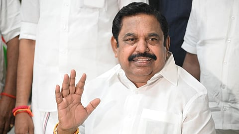 அதிமுக பொதுச் செயலாளர் பழனிசாமி