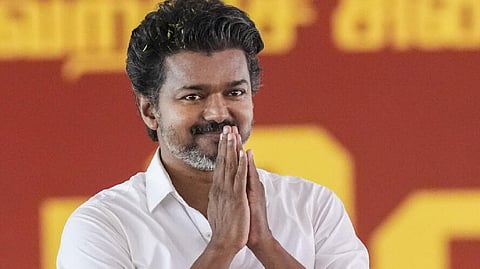 விஜய் ஆட்சி அமைக்க அனைத்து கட்சிகளும் நிபந்தனையின்றி ஆதரிக்க தமிழக பாஜக அழைப்பு