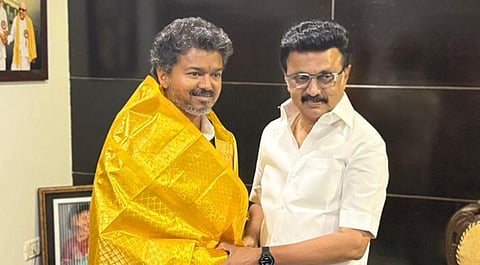 முன்னாள் முதல்வர் ஸ்டாலினை நேரில் சந்தித்து வாழ்த்து பெற்றார் முதல்வர் ஜோசப் விஜய்