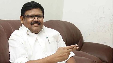 “ஆட்​சி​யில் அதி​முக பங்கெடுப்பது முரண்பாடான விஷ​யம்!” - வைகைச் செல்​வன் வேதனை | நேர்காணல்