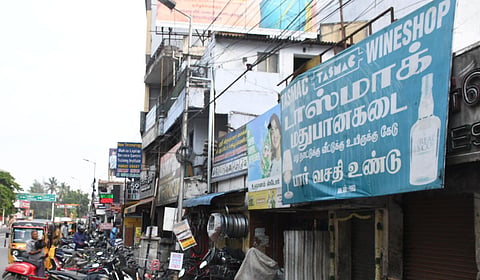 ரூ.10 பிரச்சினை: கூடுதல் விலைக்கு மது விற்போருக்கு டாஸ்மாக் நிர்வாகம் எச்சரிக்கை