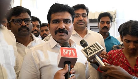 சிடிஆர். நிர்​மல்​கு​மார்