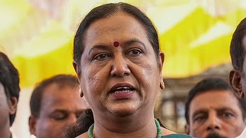 பெட்ரோல், டீசல், கேஸ் விலை உயர்வை திரும்ப பெற வேண்டும்: பிரேமலதா வலியுறுத்தல்