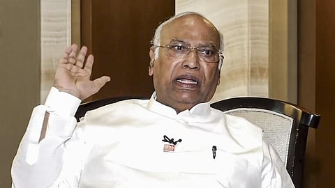 “பிரதமர் மோடிக்கும் பாஜக அரசுக்கும் தொலைநோக்குப் பார்வை இல்லை” - கார்கே குற்றச்சாட்டு