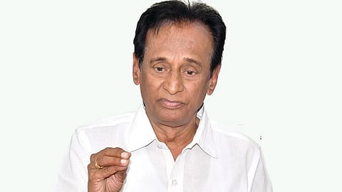 அதிமுக முன்னாள் அமைச்சர் செம்மலை