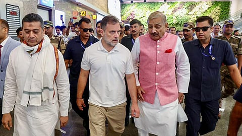 “நாட்டின் பொருளாதாரத்தை தாக்கக் கூடிய ‘புயல்’ நெருங்கிக் கொண்டிருக்கிறது” - ராகுல் காந்தி