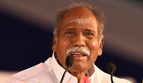 விஜய்யுடன் பேசி தமிழகப் பகுதியில் இடம் பெற்று விமான நிலைய விரிவாக்கம்: புதுச்சேரி முதல்வர் உறுதி
