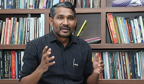 சமூகநீதித் துறை அமைச்சர் வன்னியரசு 