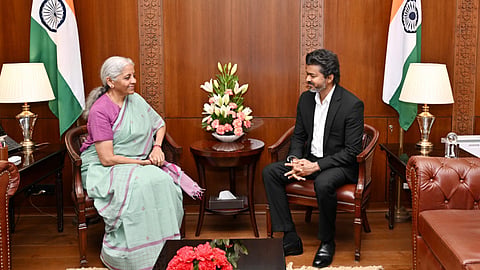 ஓசூர், கோவை, மதுரை மெட்ரோ திட்டங்களுக்கு நிதி ஒதுக்குக: நிர்மலா சீதாராமனிடம் விஜய் வேண்டுகோள்