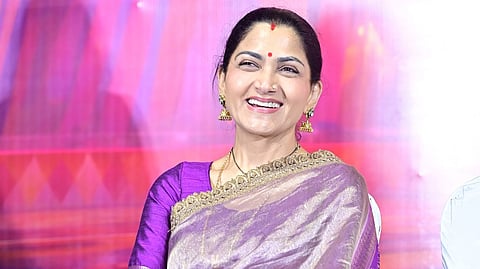 ‘டபுள் ஆக்​குபன்​சி’ திரைப்​படம் உணர்த்​தி​யது என்ன ? - குஷ்பு விளக்கம்