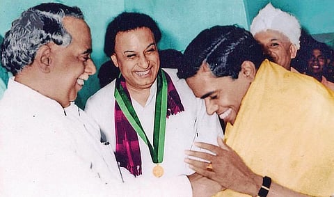 எம்.ஜி.ஆரின் இதயக்கனி! - ஆர்.எம்.வி. 100