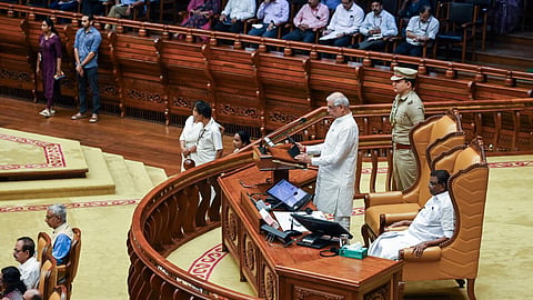 கேரள சட்டப்பேரவையில் ‘வந்தே மாதரம்’ பாடப்படாதது குறித்து ஆளுநர் அர்லேகர் அதிருப்தி