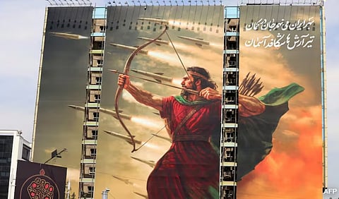 அமெரிக்க ட்ரோனை உள்நாட்டு ஆயுதம் மூலம் வீழ்த்தியதாக ஈரான் பெருமிதம்