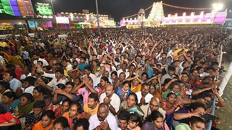 மே மாதத்தில் அலைமோதிய பக்தர்கள்: ஏழுமலையான் கோயிலில் 1.21 கோடி லட்டு விற்பனை