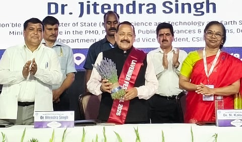 வாசனை திரவியம் மையமாக மாறியது காஷ்மீர்: அமைச்சர் ஜிதேந்திர சிங் பெருமிதம்