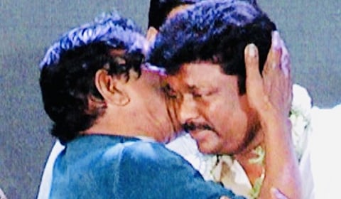 “ஒரு சினிமா சமூகத்தையே உருவாக்கியவர்...” - பாரதிராஜாவுக்கு பார்த்திபன் புகழஞ்சலி
