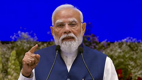 பெண்கள் தங்கள் முழு திறனை வெளிப்படுத்த ஏற்ற சூழலை அரசு உருவாக்கி வருகிறது: பிரதமர் மோடி