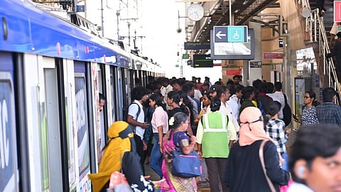 சென்னையில் மெட்ரோ ரயில் சேவை பாதிப்பு