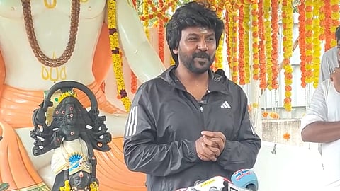 தவெகவினர் தற்குறிகள் அல்ல; அம்புக்குறிகள்: நடிகர் ராகவா லாரன்ஸ் கருத்து