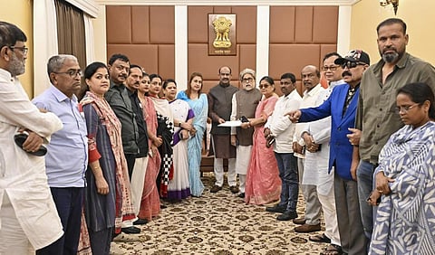 என்சிபிஐ கட்சியில் இணைந்த அதிருப்தி டிஎம்சி எம்.பி.க்கள்