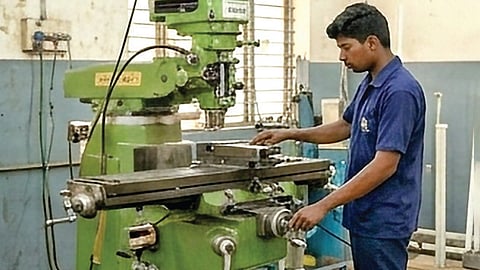படித்தவுடன் வேலை கிடைக்க...