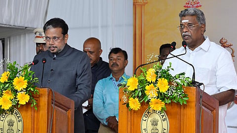 42 நாட்களுக்கு பிறகு அமைச்சரவை விரிவாக்கம்: புதுச்சேரியில் 3 பேர் அமைச்சர்களாக பதவியேற்பு