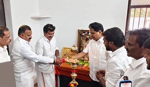 “குடும்பங்களை காப்பாற்றவே திமுக, அதிமுக ஆட்சிக்கு வர முயற்சி” - அமைச்சர் நிர்மல் குமார்